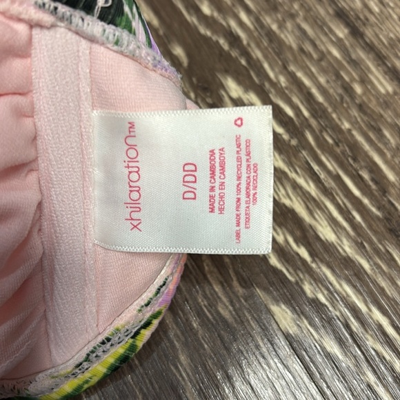 Xhilaration Floral Bikini Top - Pink and Green - Picture 4 of 5